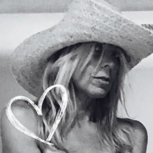 Meet your Posher, Pamela